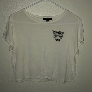 White shirt with back tiger detail